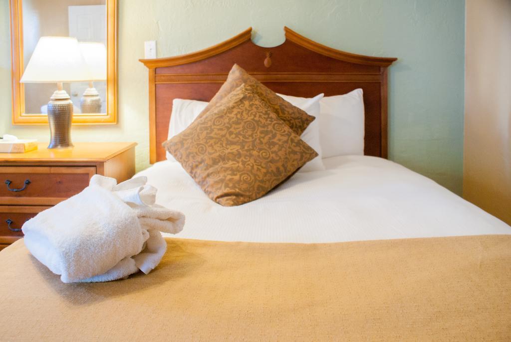 Tuscany Manor Палм Спринг Стая снимка
